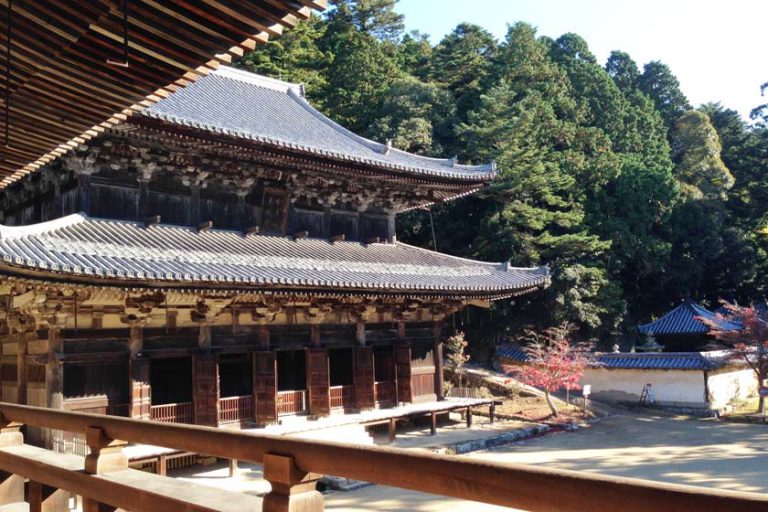 映画ラストサムライのロケ地で知られる圓教寺