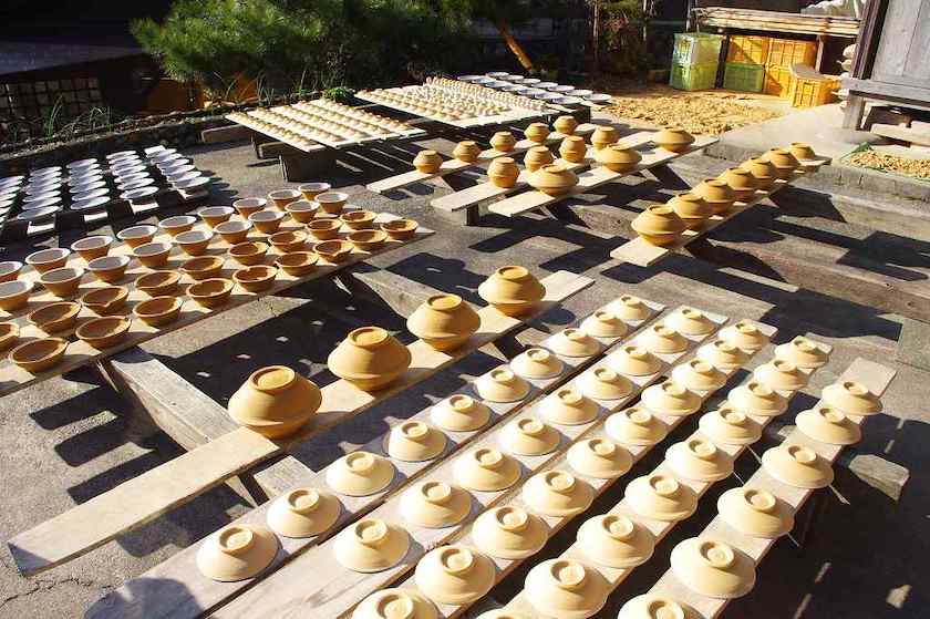 Onta-yaki, a beautiful pottery made by hand at 10 kilns in the mountains of Hita City, Oita