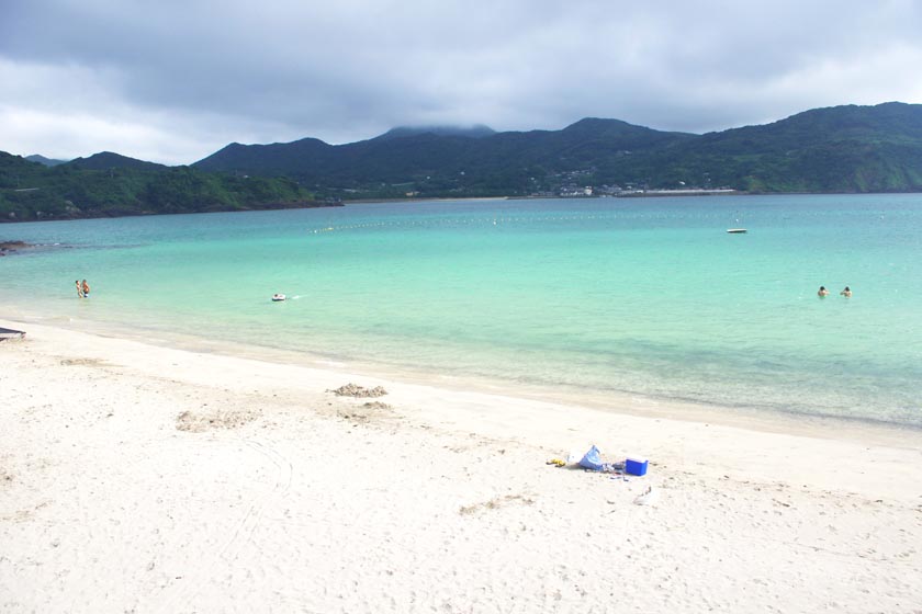 Hitotsuku beach in Hirado. The beach is a beautiful emerald ocean and white sand. It is one of the best beach in Kyushu.